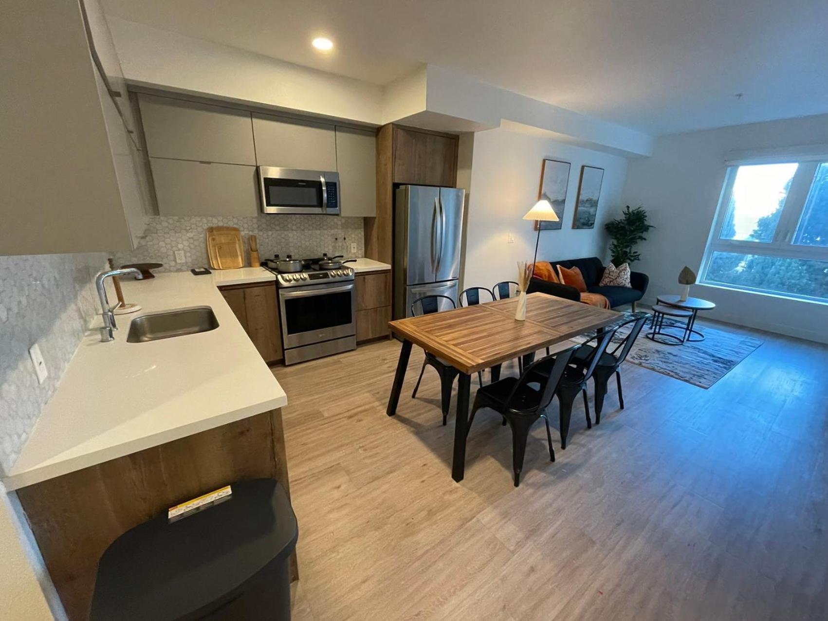Отель Chic Urban Retreat In Heart Of La, Steps From Attractions! Лос-Анджелес Экстерьер фото