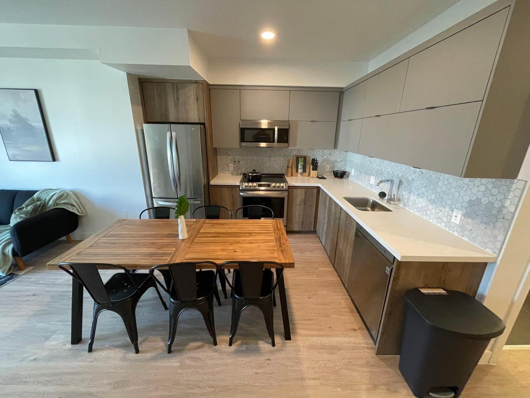 Отель Chic Urban Retreat In Heart Of La, Steps From Attractions! Лос-Анджелес Экстерьер фото