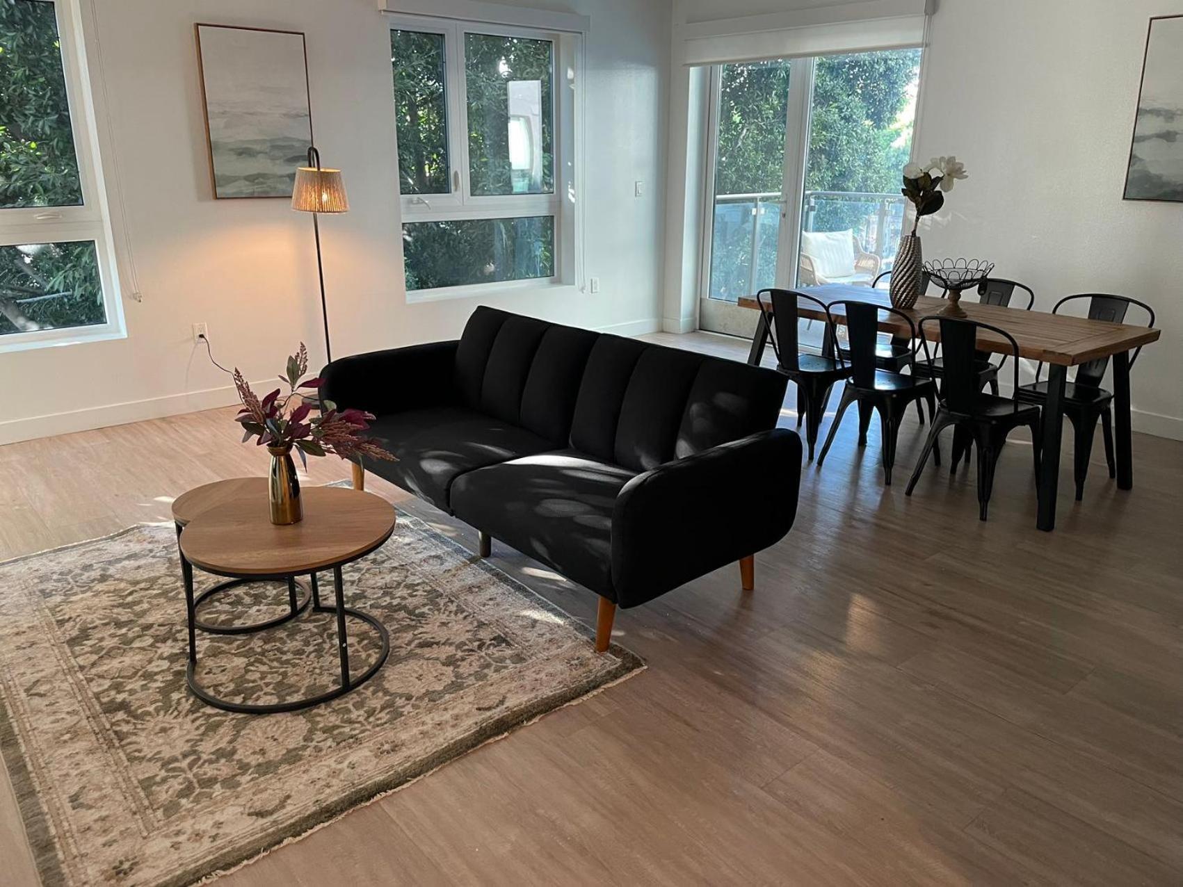 Отель Chic Urban Retreat In Heart Of La, Steps From Attractions! Лос-Анджелес Экстерьер фото